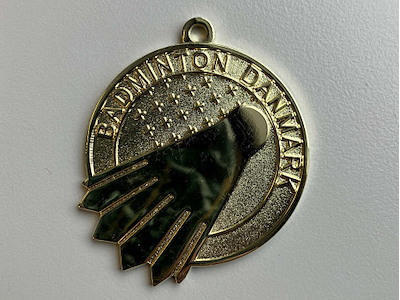 BADMINTON DANMARK GULD MEDALJE