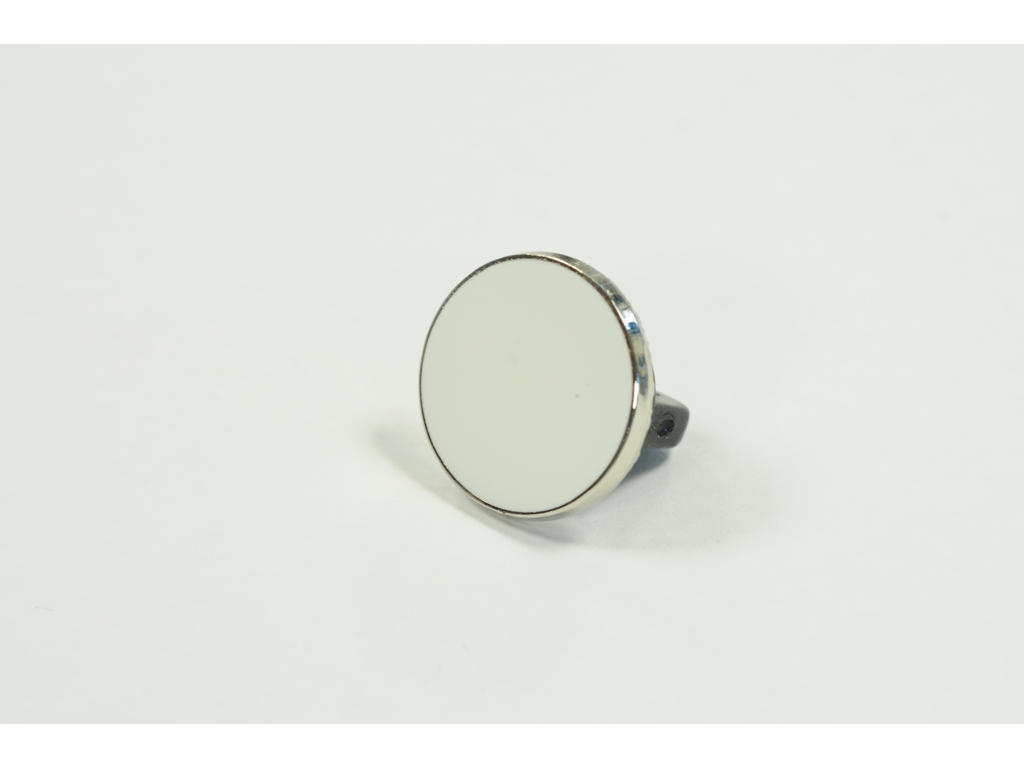 Emblem 17 mm forsølvet m. hvid emalje 