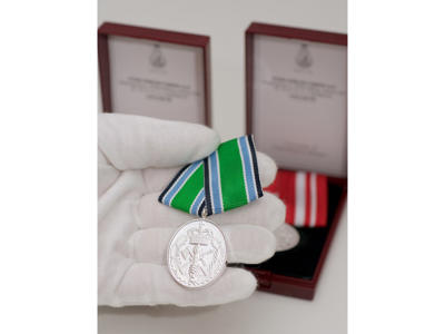 Pudseklud til sølv og guld